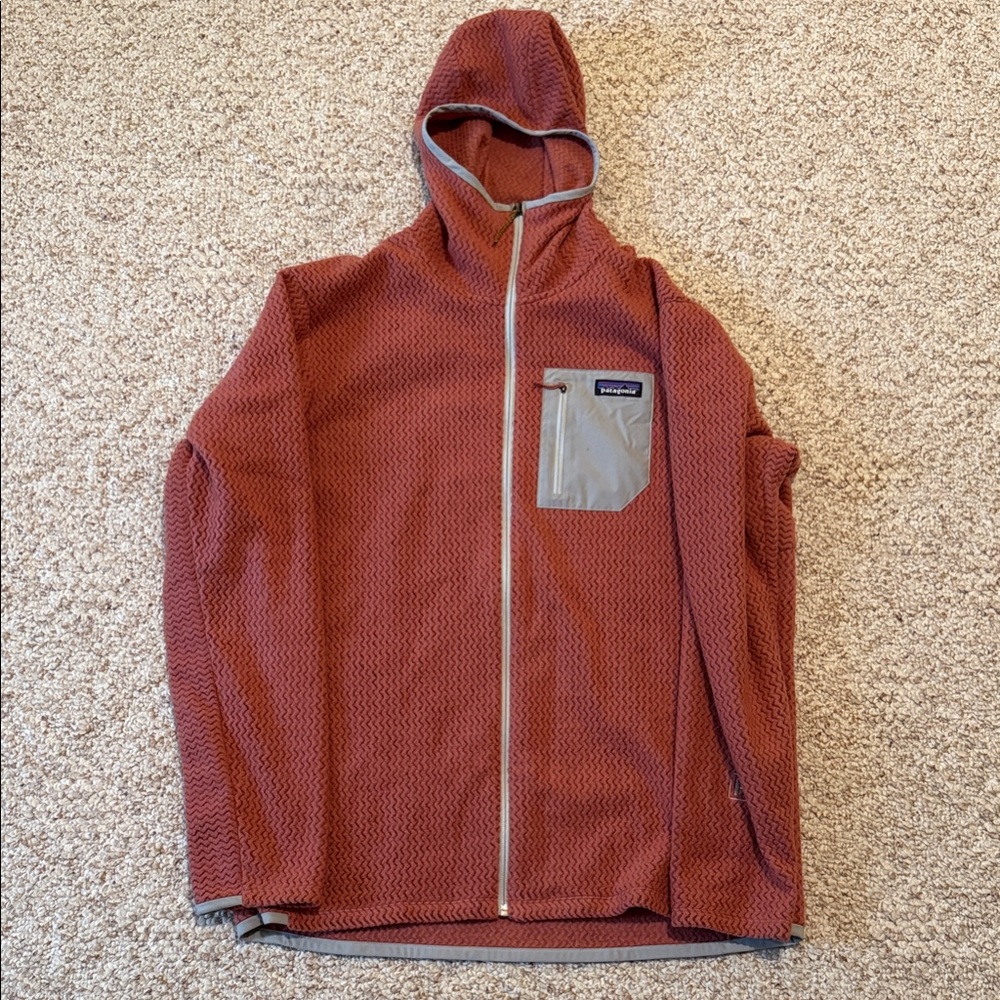 Patagonia Men's R1 Air Full-Zip Hooded Jacket burl red
